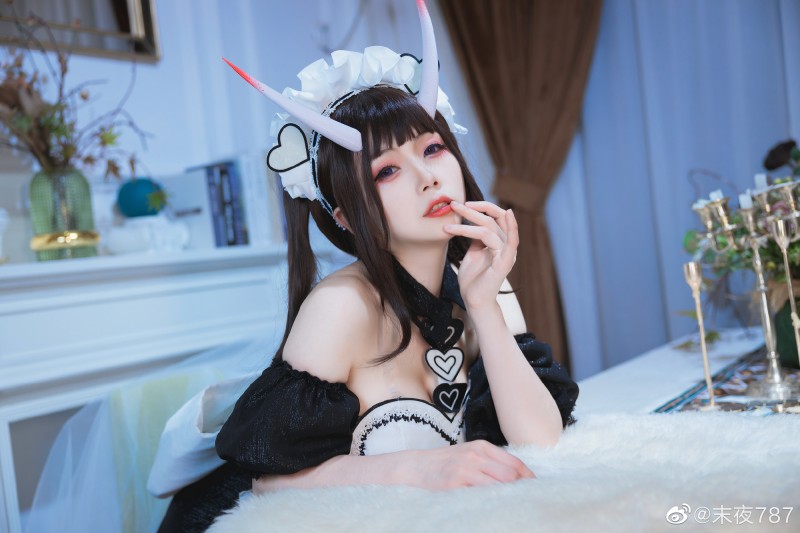 末夜787的图片鉴赏，双重属性的可爱coser