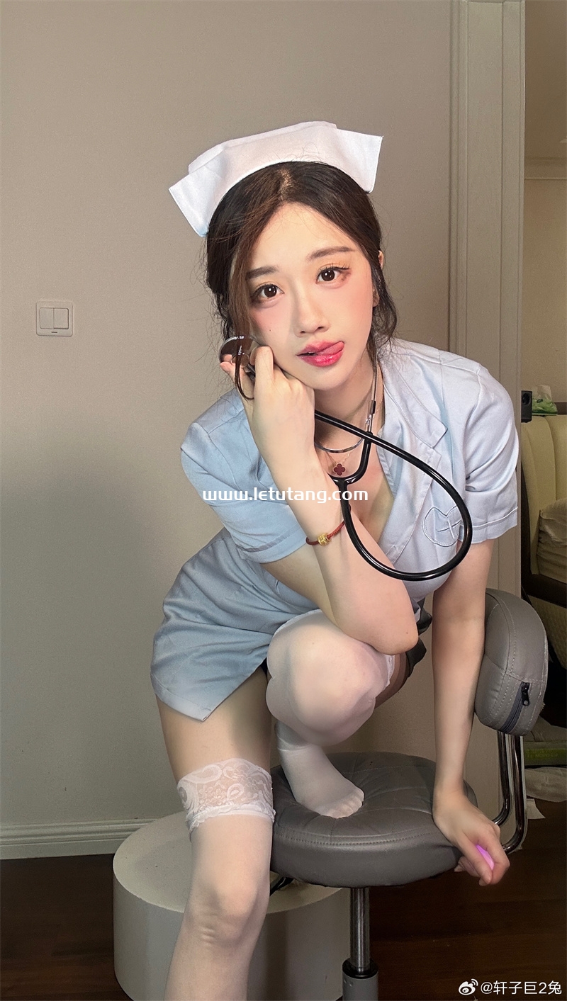 轩子巨二兔所有图片合集分享，维密中的百变女神